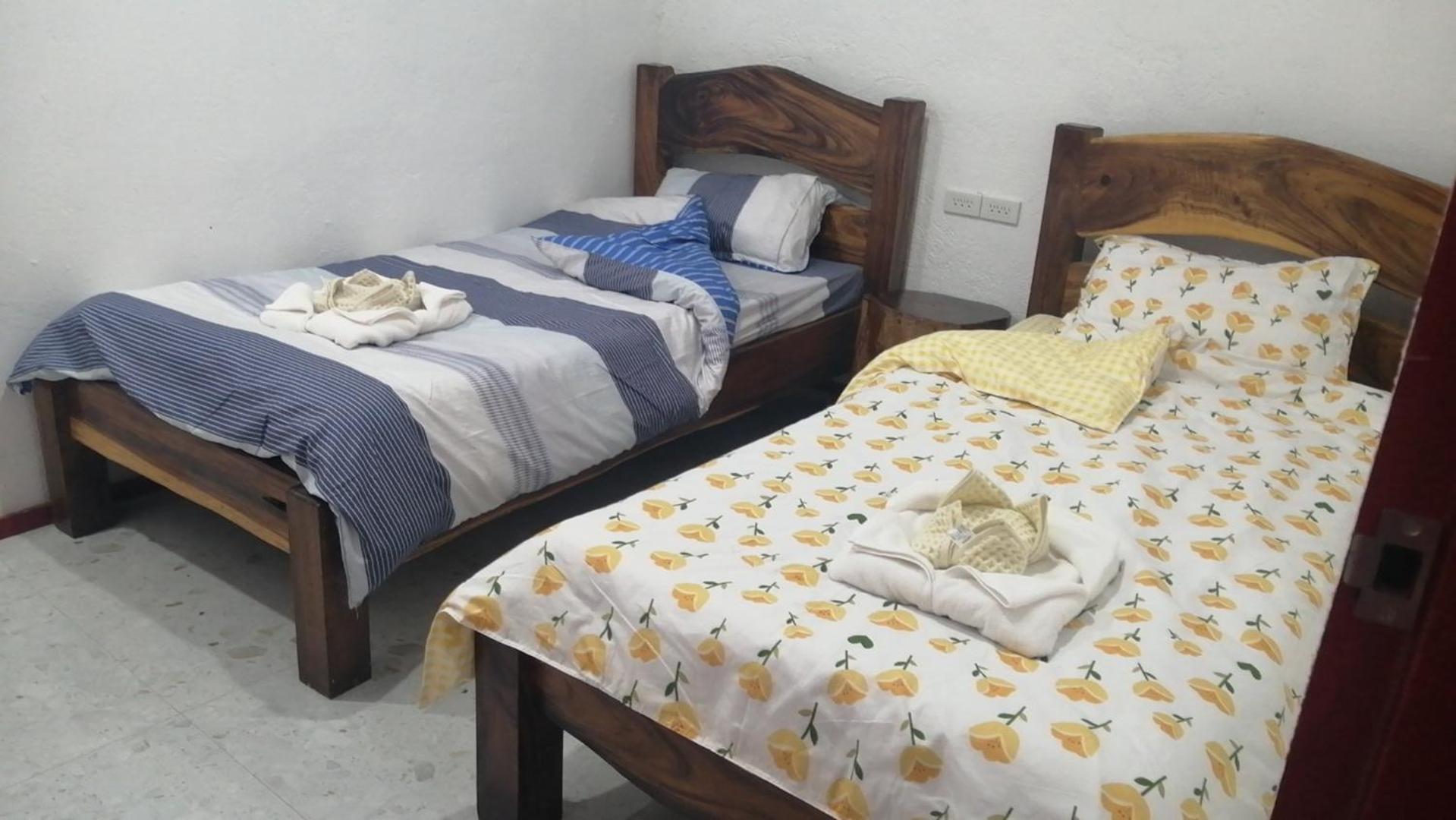 Panda Guest House Coron Exteriör bild